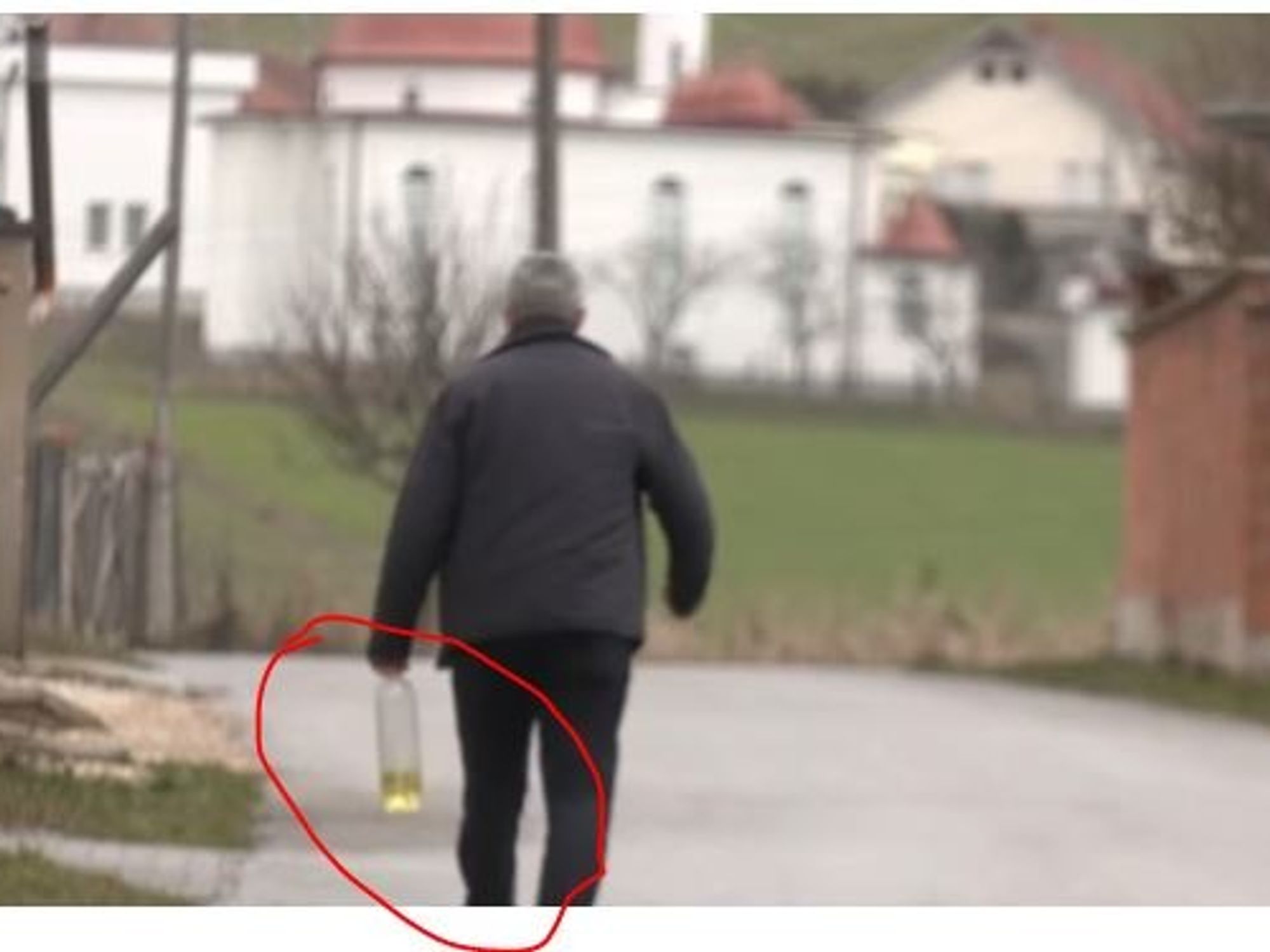 “Thonë kryhet puna, askush s’vjen” – Fshatrat e Podujevës pa rrymë “Thonë kryhet puna, askush s’vjen” – Fshatrat e Podujevës pa rrymë