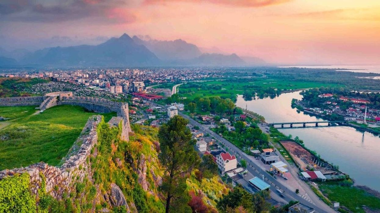 Mbi 12 milionë vizitorë të huaj në Shqipëri në vitin 2025 Mbi 12 milionë vizitorë të huaj në Shqipëri në vitin 2025
