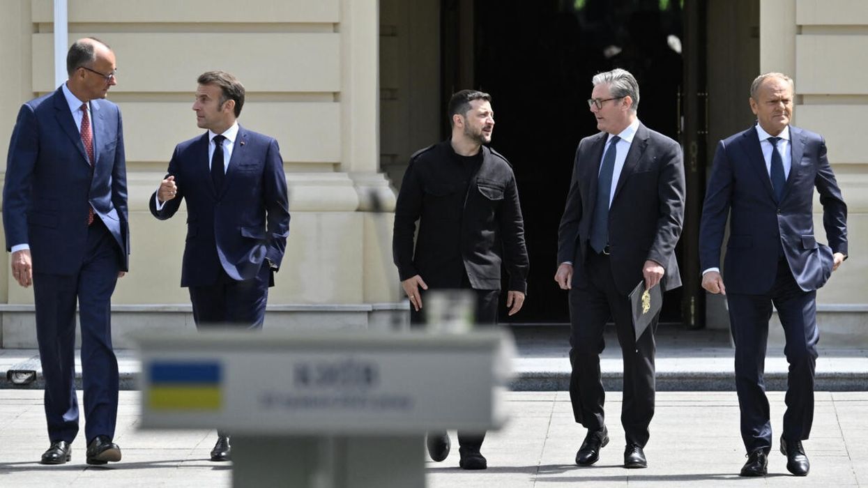 Udhëheqësit e rreth 35 vendeve takohen në Paris për të diskutuar garancitë e sigurisë për Ukrainën Udhëheqësit e rreth 35 vendeve takohen në Paris për të diskutuar garancitë e sigurisë për Ukrainën