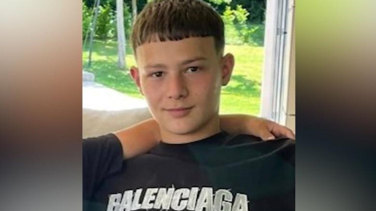 I mitur nga Shqipëria, ia merr veturën babait dhe kalon në Kosovë, raportohet i zhdukur