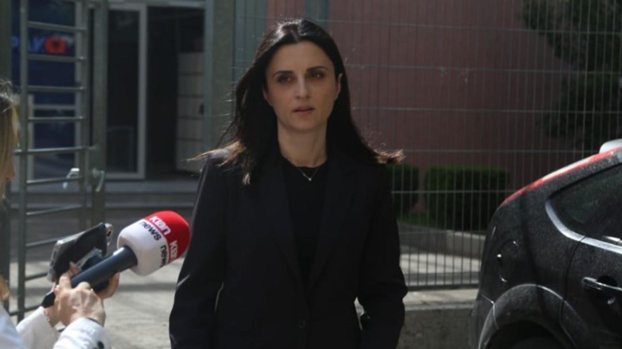 Përmbytjet në Durrës, kallëzohet në SPAK kryebashkiakja Emiriana Sako Përmbytjet në Durrës, kallëzohet në SPAK kryebashkiakja Emiriana Sako