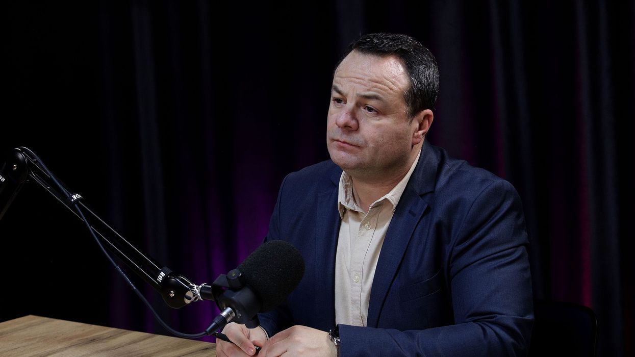 Hajrullahu: Vendi nuk duhet të shkojë në zgjedhje për presidentin, Haxhiu pritet të jetë kryetare e Kuvendit Hajrullahu: Vendi nuk duhet të shkojë në zgjedhje për presidentin, Haxhiu pritet të jetë kryetare e Kuvendit