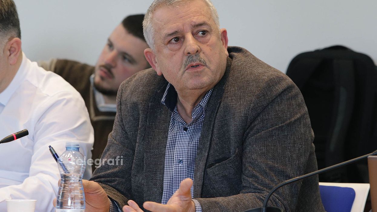 "Dera është e hapur" - Veliu mesazh Abdixhikut: Dorëheqja nuk është dobësi, por akt force
