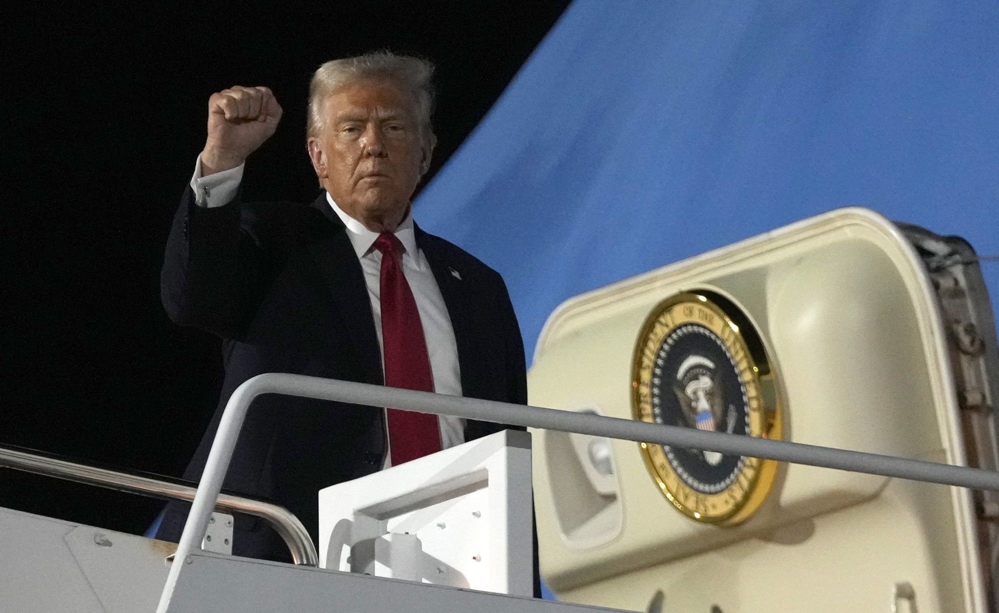 Trump në Davos të Zvicrës, zbulohen masat drastike të sigurisë për pritjen e njeriut më të fuqishëm në botë Trump në Davos të Zvicrës, zbulohen masat drastike të sigurisë për pritjen e njeriut më të fuqishëm në botë