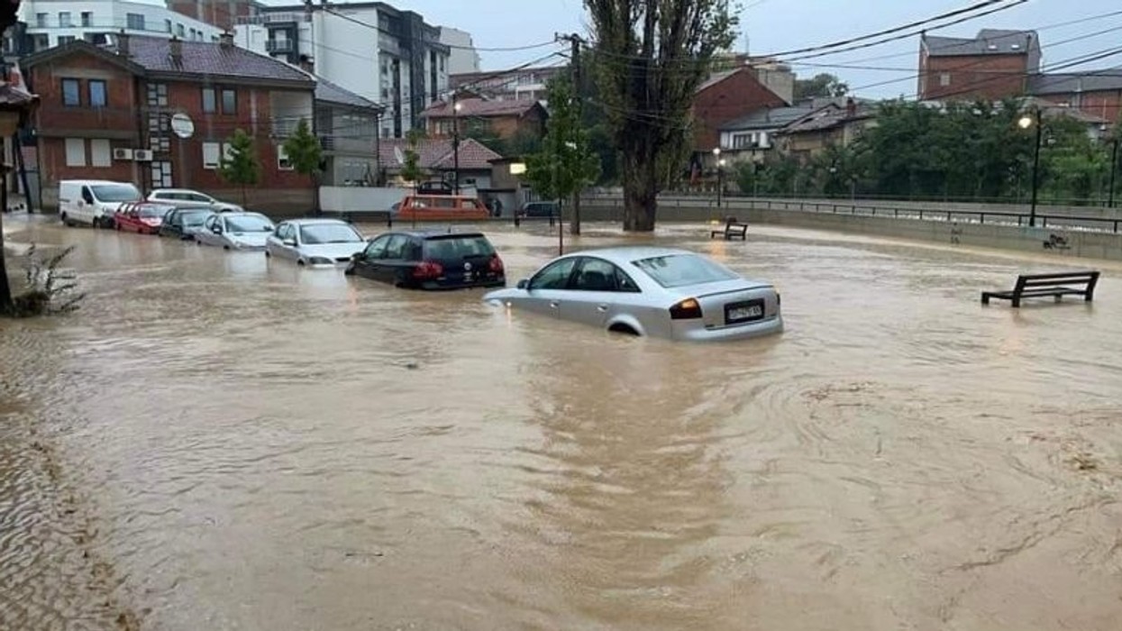 Komuna e Gjakovës hap procesin e aplikimit për familjet e dëmtuara nga vërshimet