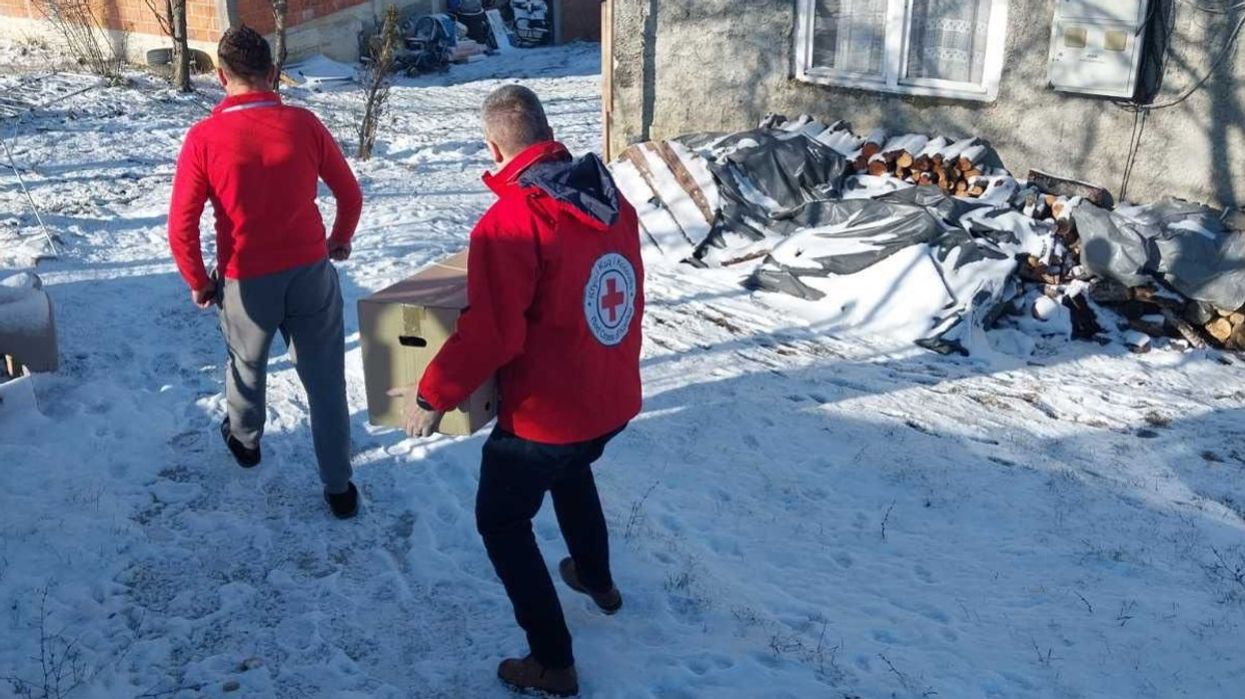 Evakuohen tri familje në lagjen “Kodra e Trimave” në Prishtinë