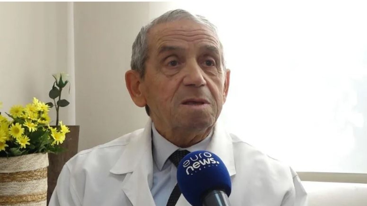 Historia e mjekut shqiptar që lundroi 22 ditë me nëndetëse në 50 metra thellësi