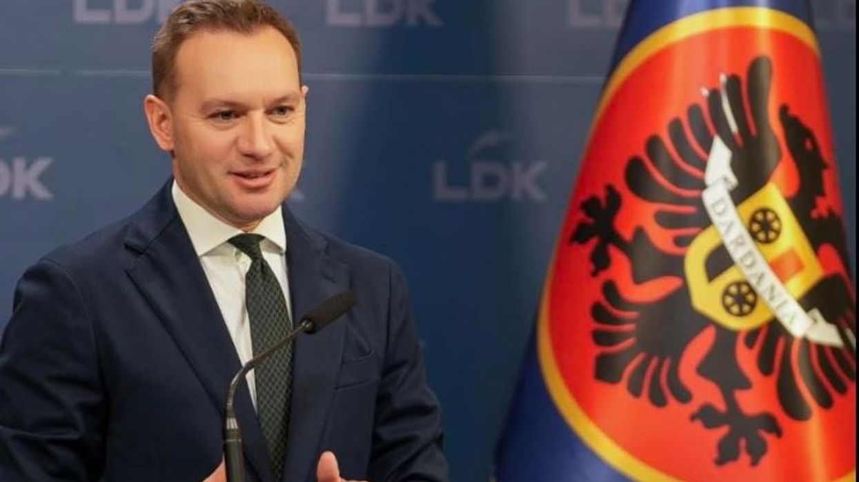 Zogaj: Vendimet në LDK merren në institucione, jo në rrjete sociale Zogaj: Vendimet në LDK merren në institucione, jo në rrjete sociale