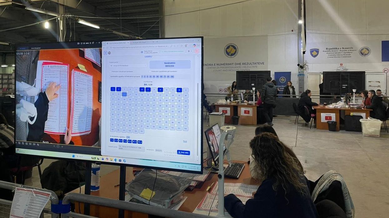 Përfundon rinumërimi në Dragash, LVV dhe PDK me dallime më të mëdha të votave për deputetë Përfundon rinumërimi në Dragash, LVV dhe PDK me dallime më të mëdha të votave për deputetë