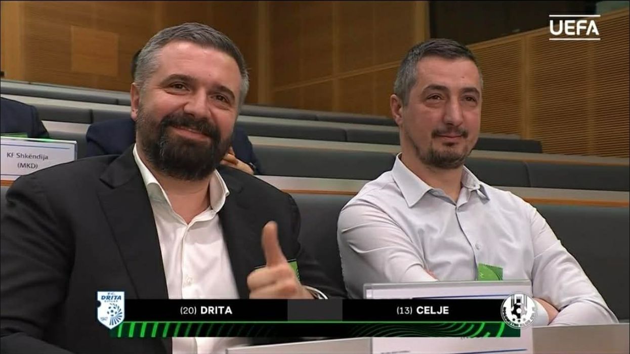 Presidenti i Dritës, Valon Murseli i lumtur me shortin e Ligës së Konferencës Presidenti i Dritës, Valon Murseli i lumtur me shortin e Ligës së Konferencës