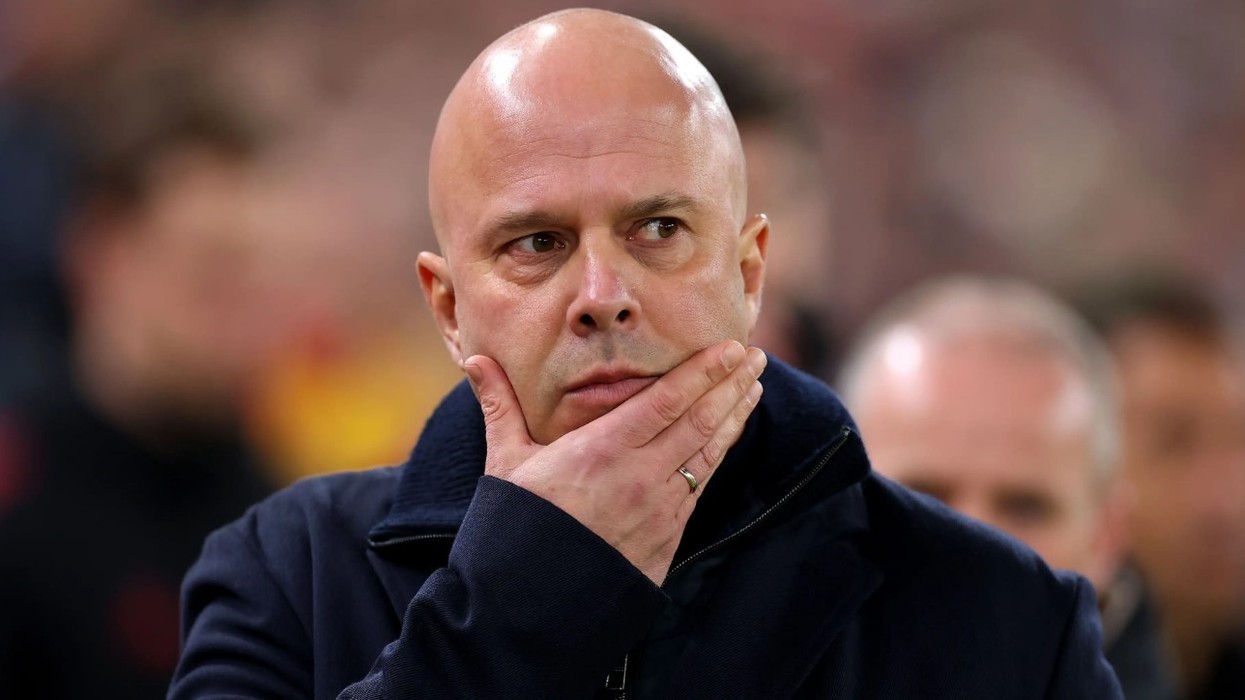 Liverpooli ka tre yje në listën e ngushtë për ta përforcuar mbrojtjen