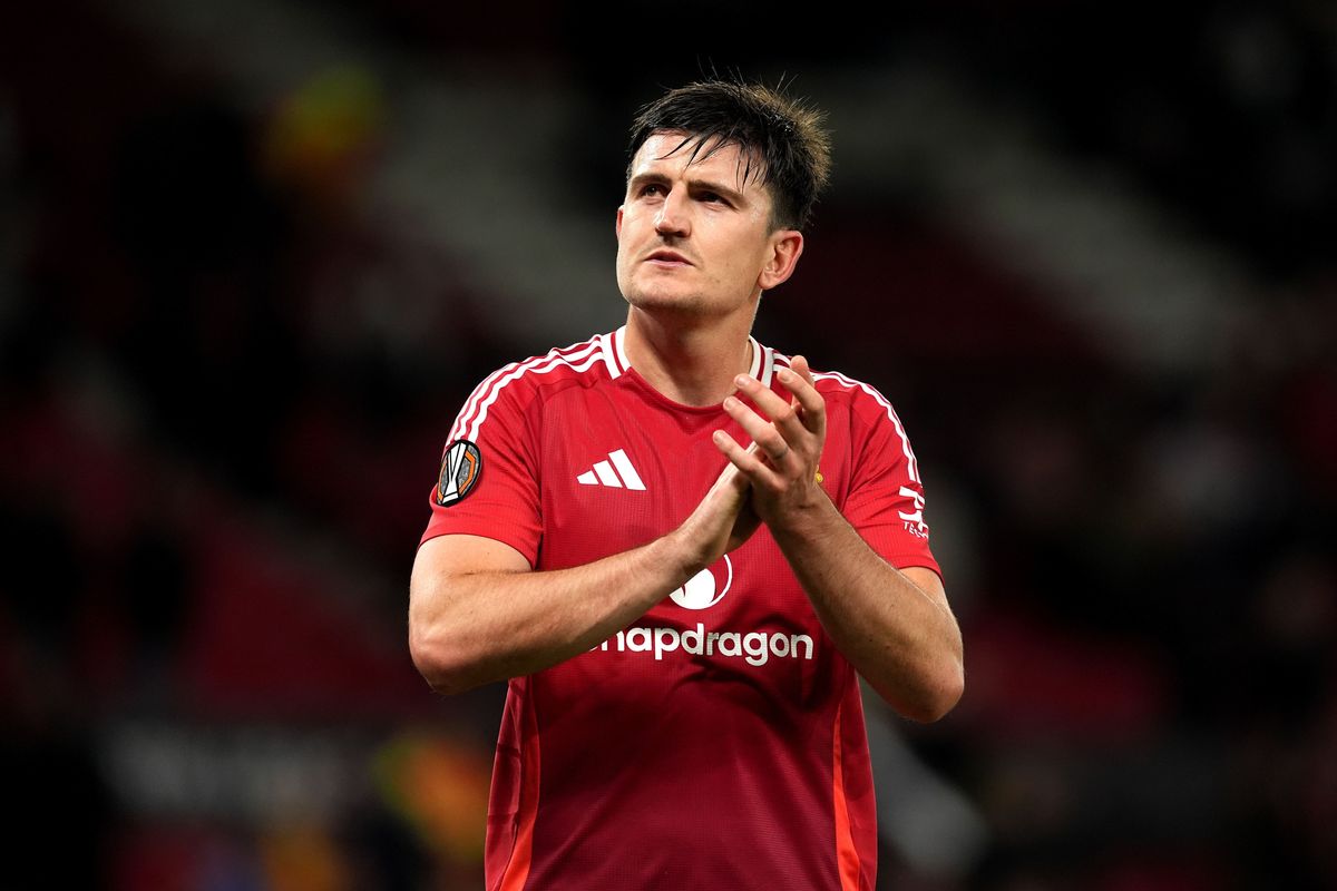Harry Maguire i paprekshëm te Man Unitedi, gjiganti anglez refuzon ofertat e skuadrave italiane Harry Maguire i paprekshëm te Man Unitedi, gjiganti anglez refuzon ofertat e skuadrave italiane