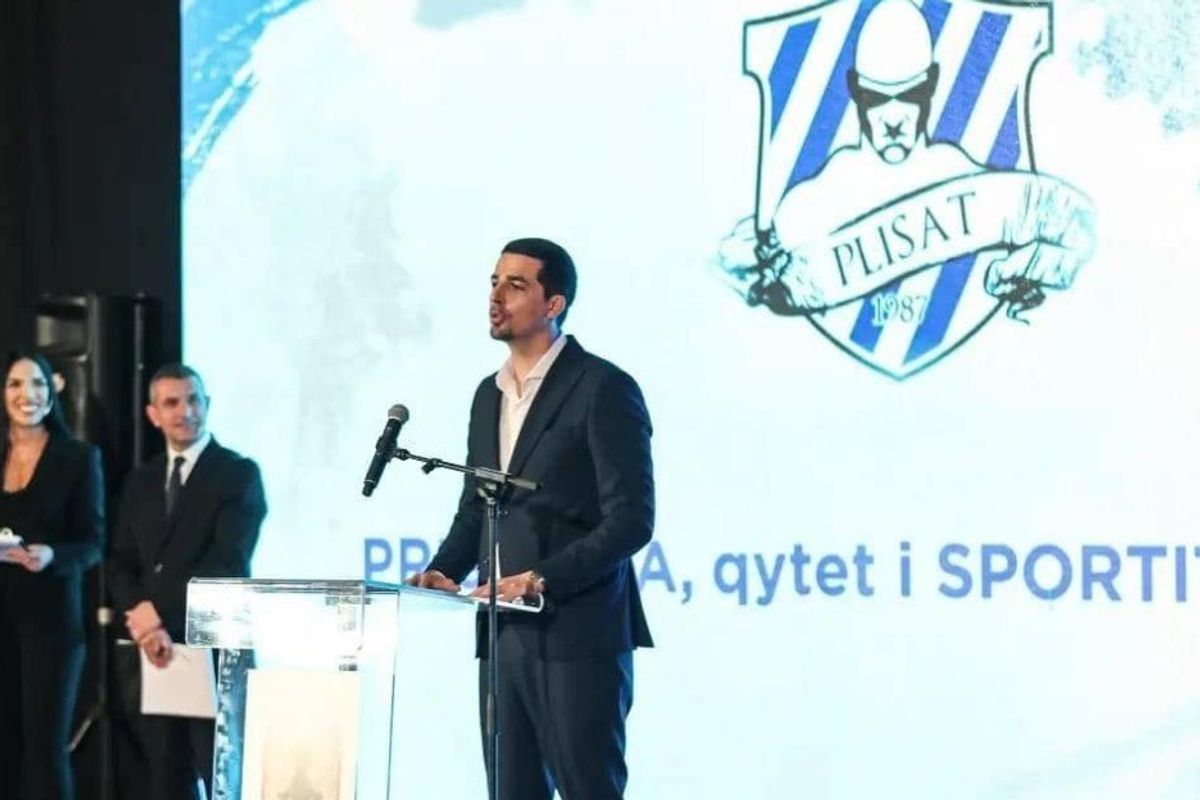 Granit Rugova hedh kandidaturën për kryetar të KB Prishtinës Granit Rugova hedh kandidaturën për kryetar të KB Prishtinës