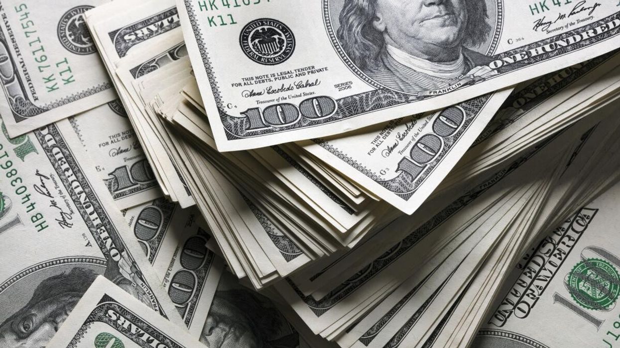 U ndal për një pije, doli me 75 mijë dollarë - gruaja fiton lotarinë U ndal për një pije, doli me 75 mijë dollarë - gruaja fiton lotarinë