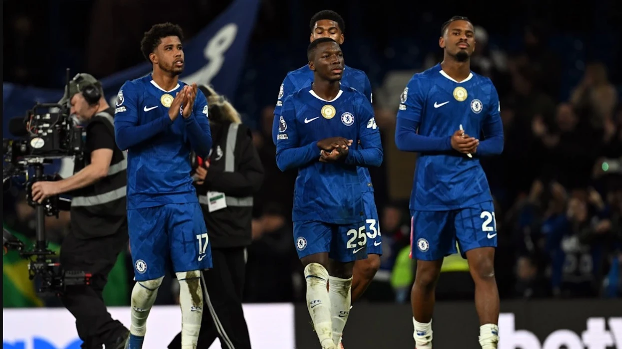 Chelsea në bisedime për transferimin e mbrojtësit francez për 50 milionë funte