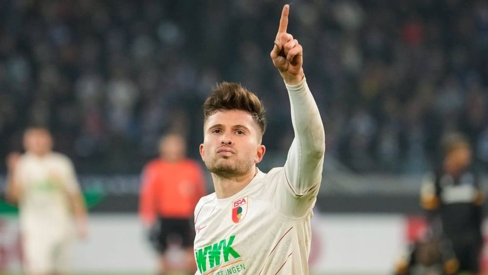 Elvis Rexhbecaj shënon gol të bukur me kokë ndaj Freiburgut