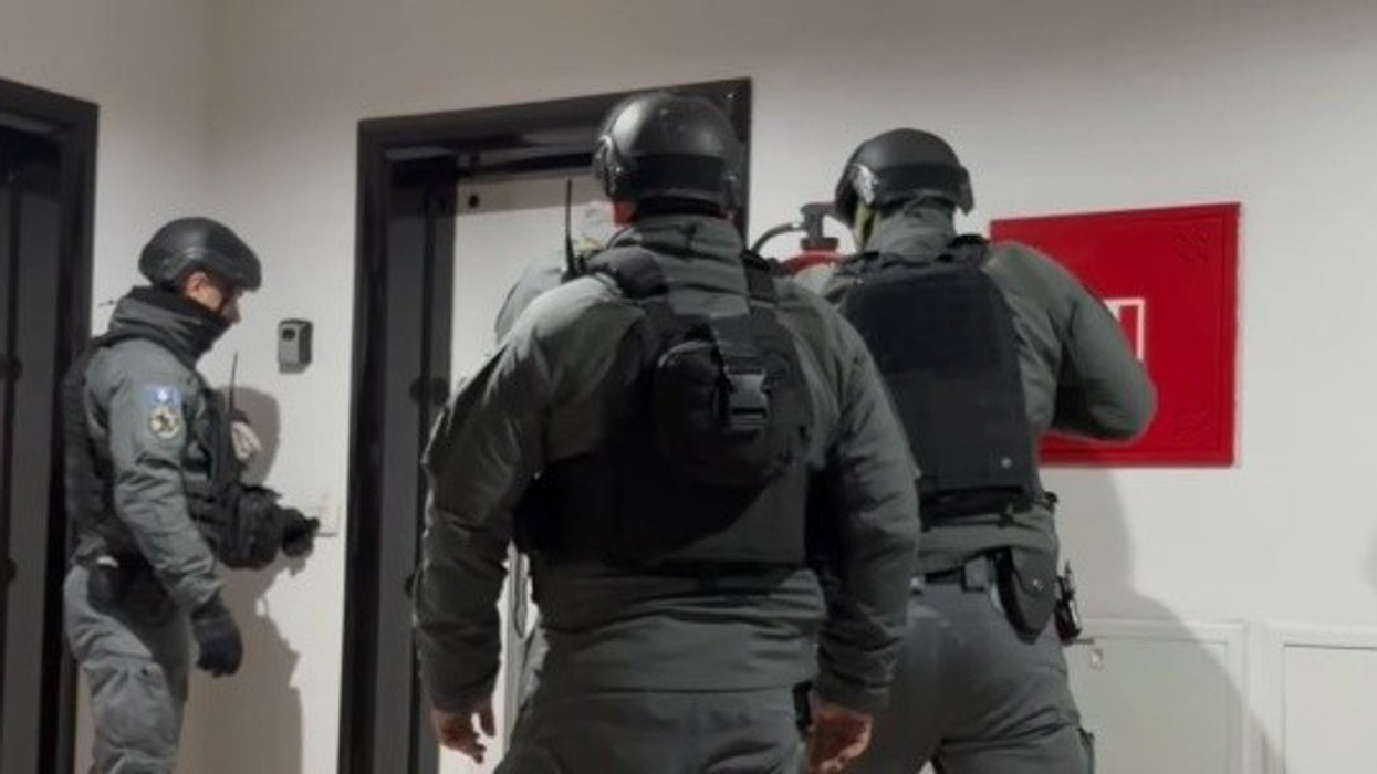 Pamje nga arrestimet për keqpërdorimin e mbi 1 milion eurove në BSK