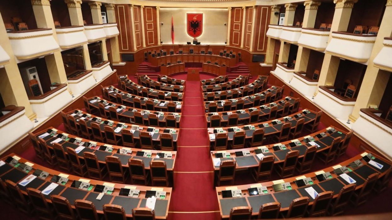 E hëna e sesionit të ri parlamentar, çfarë pritet sot në Kuvendin e Shqipërisë? E hëna e sesionit të ri parlamentar, çfarë pritet sot në Kuvendin e Shqipërisë?