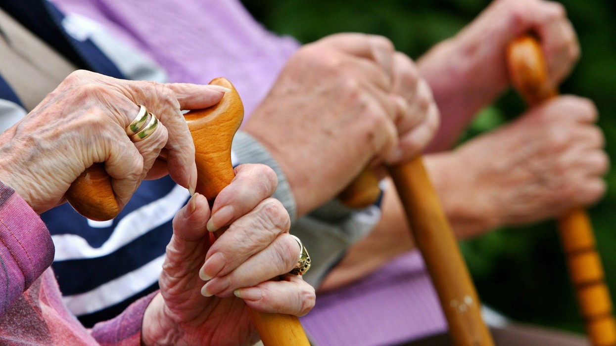 Pensionet në Kosovë, kush duhet të paraqitet dhe cilat kategori lirohen nga obligimi?