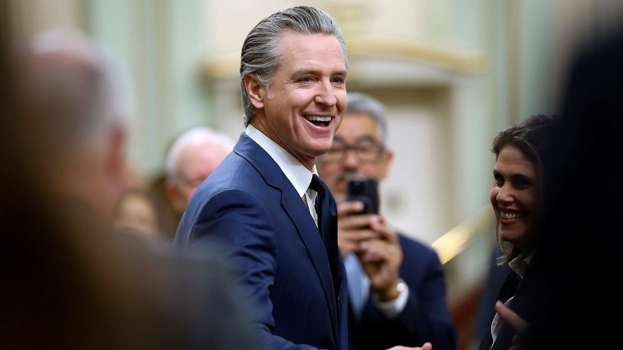Guvernatori nga Kalifornia kritikon liderët evropianë për reagim të kujdesshëm ndaj kërcënimeve të Trumpit për Grenlandën Guvernatori nga Kalifornia kritikon liderët evropianë për reagim të kujdesshëm ndaj kërcënimeve të Trumpit për Grenlandën