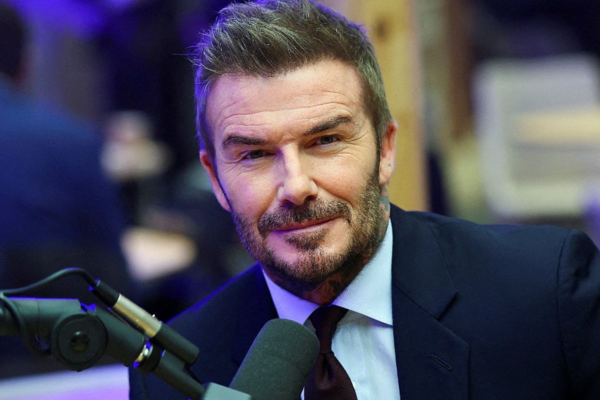 David Beckham në Zvicër injoroi pyetjet në lidhje me mosmarrëveshjet familjare me djalin e tij Brooklyn David Beckham në Zvicër injoroi pyetjet në lidhje me mosmarrëveshjet familjare me djalin e tij Brooklyn