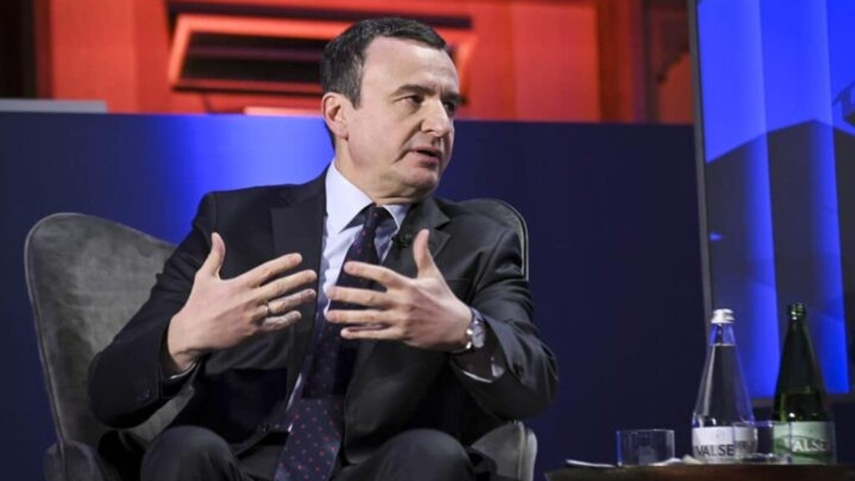 Kurti në Davos: Kosova dhe Shqipëria janë një komb, krahasimi me Moldavinë nuk qëndron