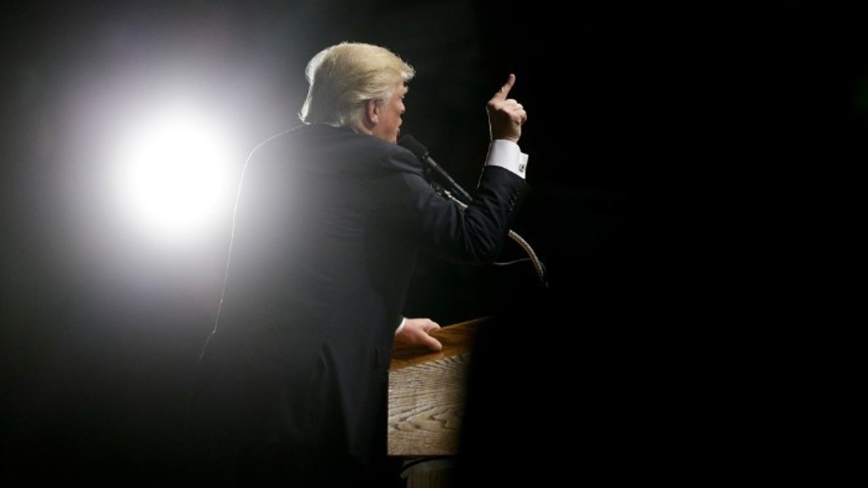 Viti i parë i presidencës së dytë - Trump me pushtetin "që thyen normat dhe shtyn kufijtë"