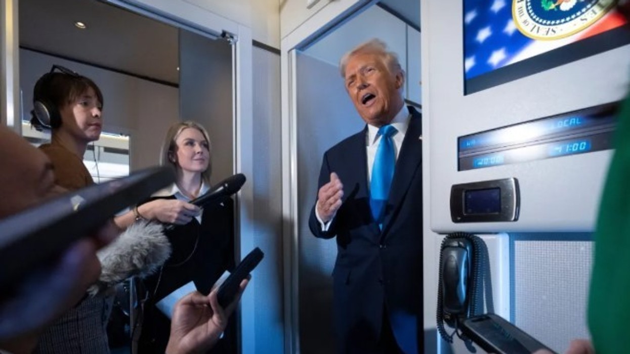 Trump: Macron dhe Starmer trimërohen pak kur nuk jam unë pranë tyre