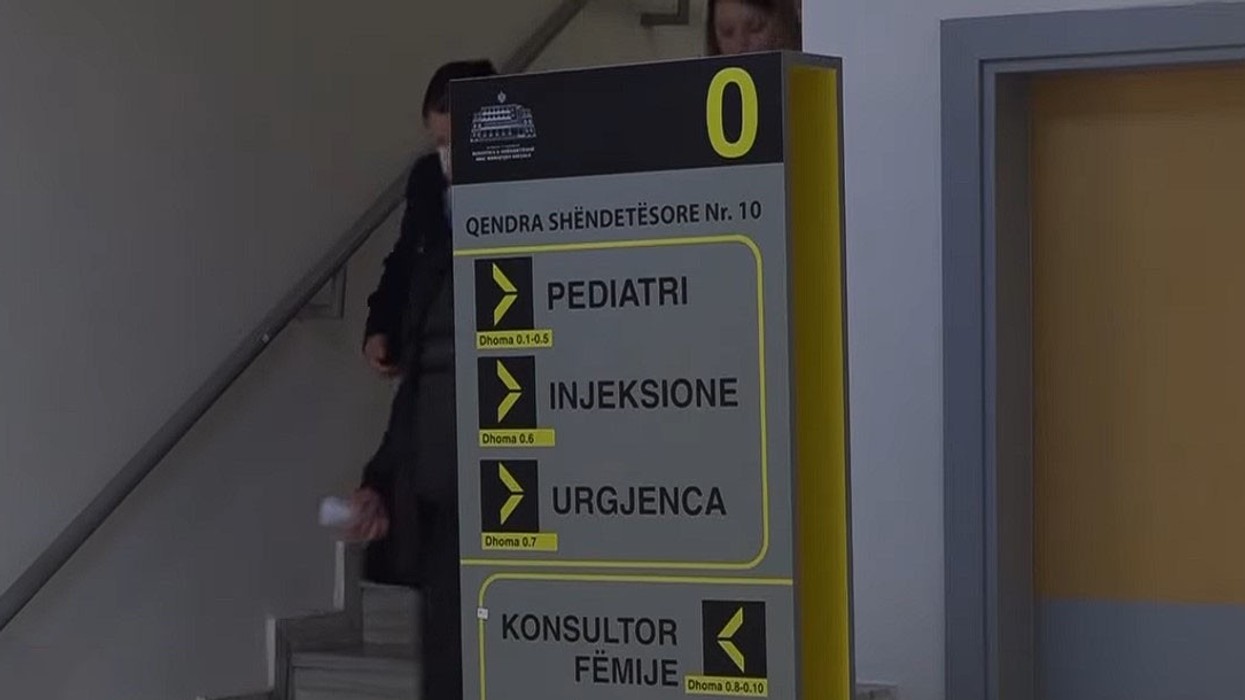 Bonus 260 euro/muaj për mjekët specialistë që transferohen në spitalet rajonale të Shqipërisë