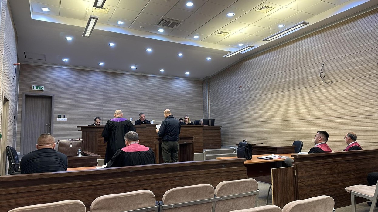 Dënohen me 22 vjet e 5 muaj burgim të akuzuarit për rastin e vrasjes së ndodhur në 2001-ën në Prishtinë