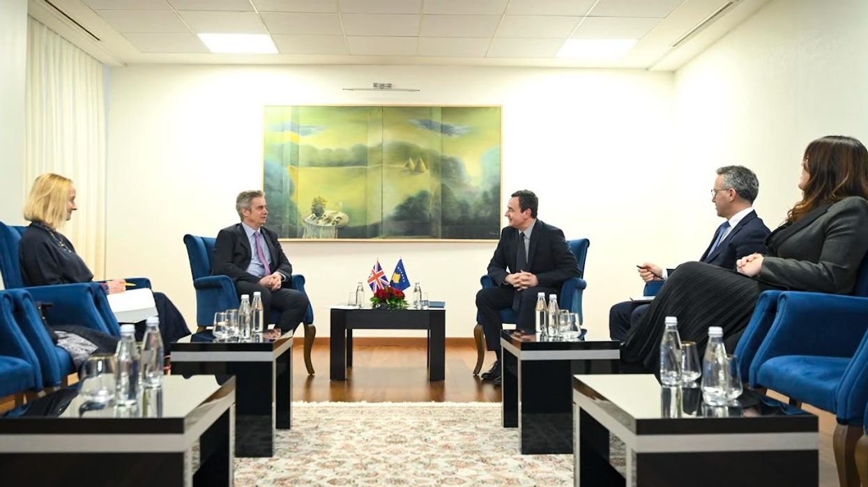 Kurti dhe Hargreaves diskutojnë për formimin e institucioneve të reja Kurti dhe Hargreaves diskutojnë për formimin e institucioneve të reja