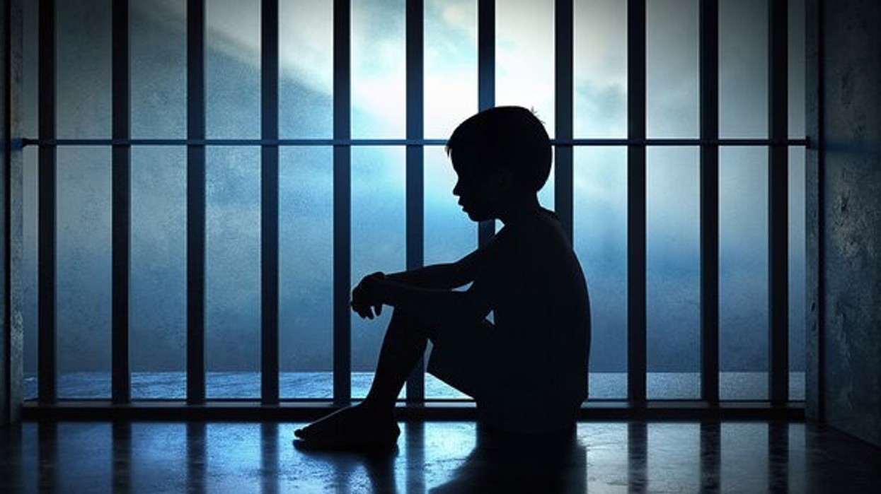 Suedia do ta ulë kufirin e përgjegjësisë penale në 13 vjeç