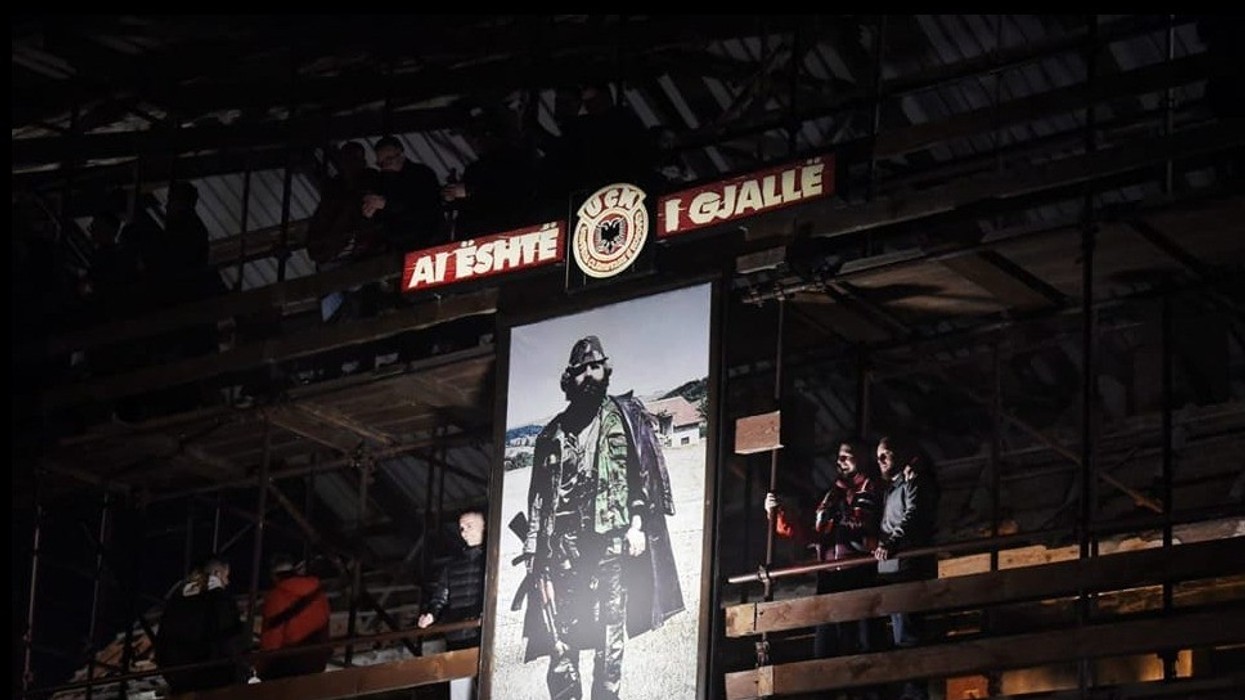 Komuna e Prishtinës hap konkurs për projektimin e memorialit përkujtimor “Adem Jashari”