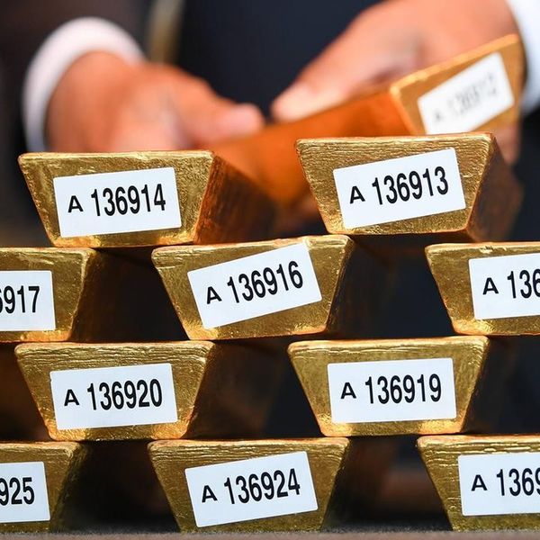 Shefi i Bundesbank: Rezervat gjermane të arit janë të sigurta në New York Shefi i Bundesbank: Rezervat gjermane të arit janë të sigurta në New York