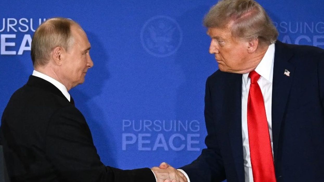 Trump thotë se Putini pranoi të mos e sulmojë Kievin dhe qytete të tjera ukrainase 'për një javë' Trump thotë se Putini pranoi të mos e sulmojë Kievin dhe qytete të tjera ukrainase 'për një javë'