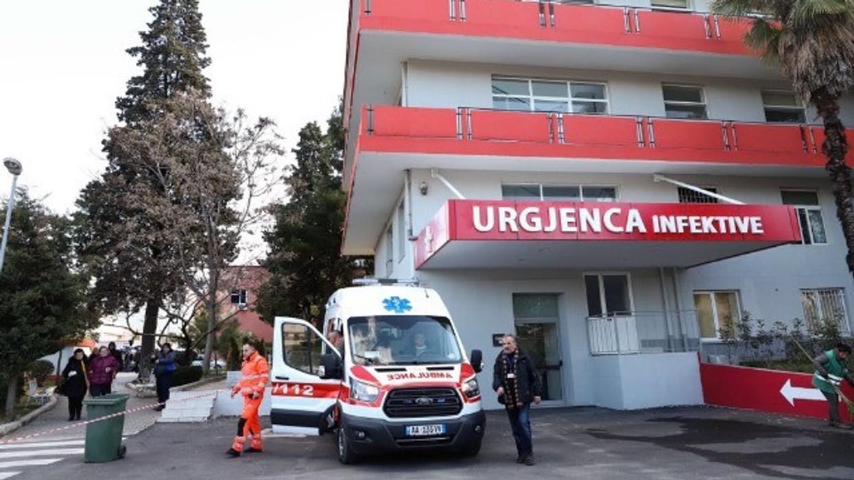 Gripi arrin pikun në Shqipëri, mbi 18 mijë të infektuar