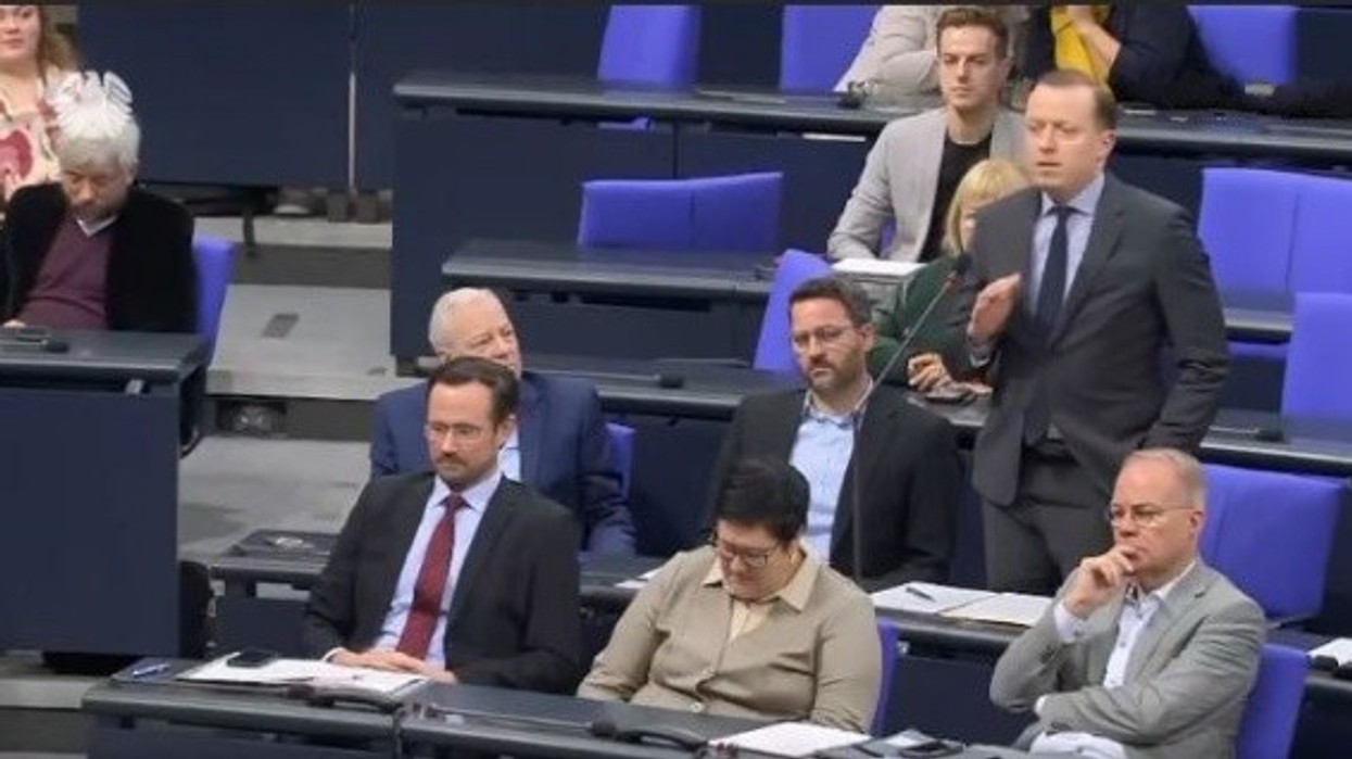 Deputeti gjerman: Ndërhyrja e NATO-s në 99-ën ndali gjenocidin e Millosheviqit në Kosovë