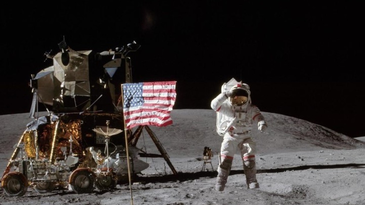 Njerëzit po kthehen në Hënë për herë të parë pas 50 vjetësh