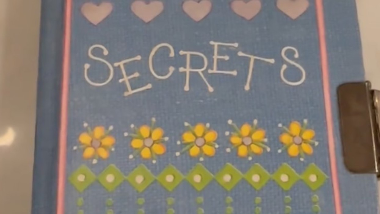 Gjeti ditarin e vitit 1983 - tronditet nga ajo që lexoi