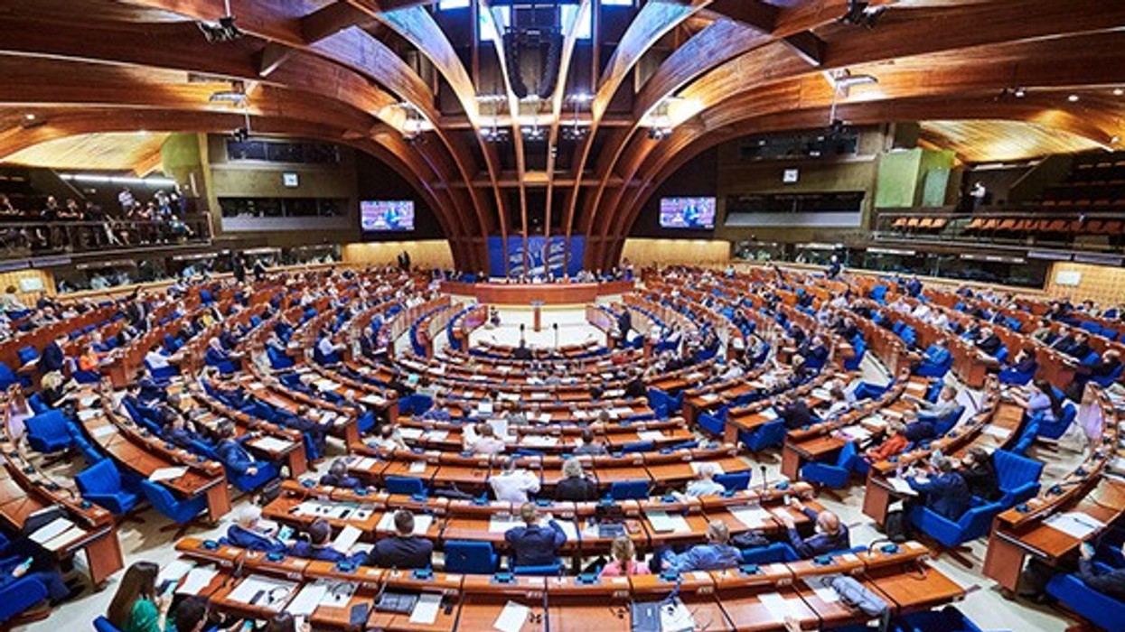 Votohet Rezoluta për mbylljen e dialogut të pasmonitorimit me Maqedoninë e Veriut