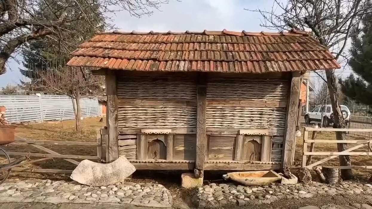 Muzeu Etno-Kastrioti pasurohet me eksponate 200-vjeçare