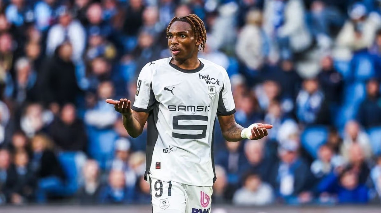 Liverpooli mposht Chelsean, siguron shërbimet e Jeremy Jacquet