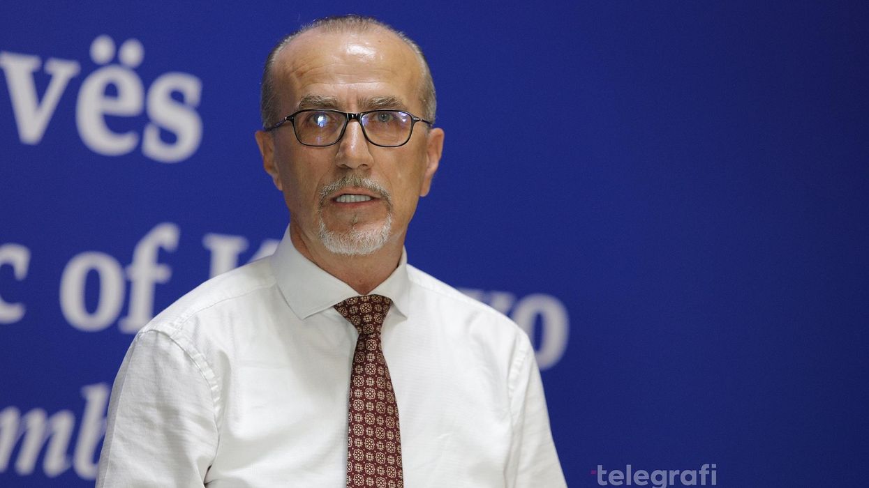 Haxhiu dorëzon dy ankesa në PZAP: Nuk kërkoj privilegj, por vetëm zbatim të barabartë të ligjit Haxhiu dorëzon dy ankesa në PZAP: Nuk kërkoj privilegj, por vetëm zbatim të barabartë të ligjit