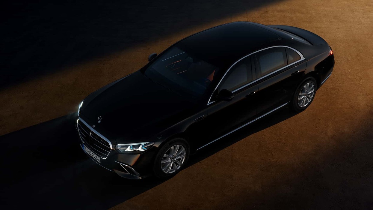 Mercedes S-Class i ri V12 i blinduar është rezistent ndaj plumbave