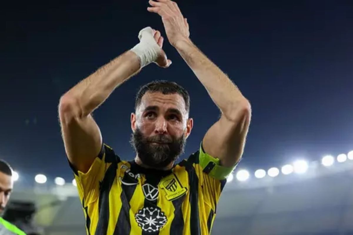 Benzema del me deklaratë pas përpjekjeve të Ronaldos për ta bllokuar transferimin e tij te Al-Hilali Benzema del me deklaratë pas përpjekjeve të Ronaldos për ta bllokuar transferimin e tij te Al-Hilali
