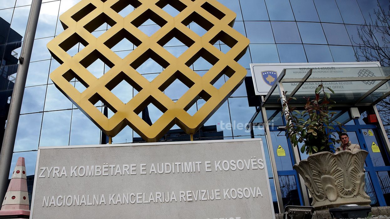 ZKA-ja auditon Sistemin Elektronik për Menaxhimin e Studentëve të Universitetit të Prishtinës ZKA-ja auditon Sistemin Elektronik për Menaxhimin e Studentëve të Universitetit të Prishtinës