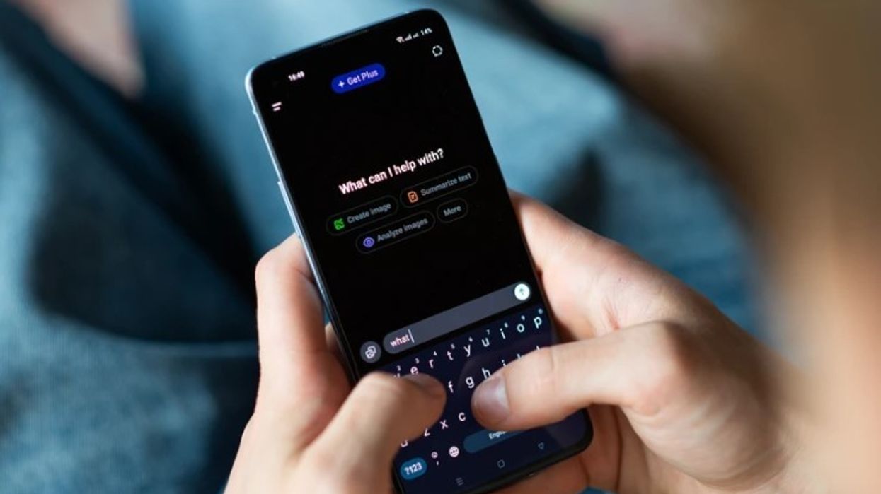 Trik i thjeshtë për të marrë përgjigje të drejtpërdrejta nga ChatGPT dhe Gemini Trik i thjeshtë për të marrë përgjigje të drejtpërdrejta nga ChatGPT dhe Gemini