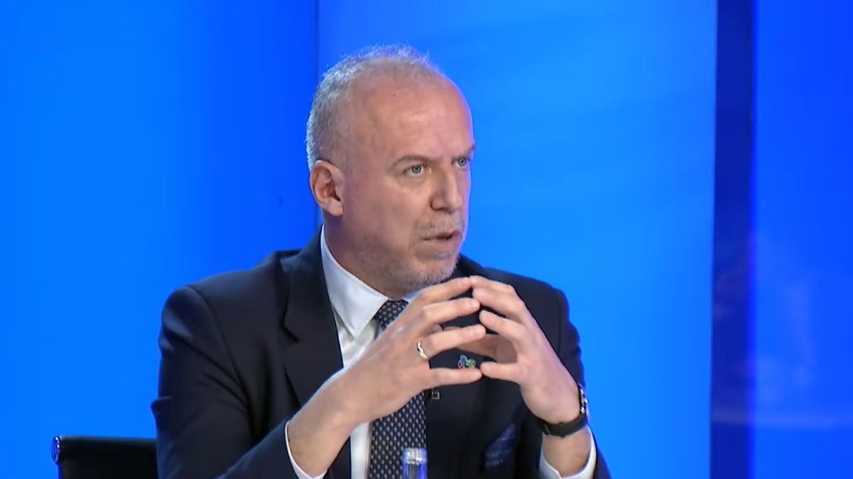 Qorrolli i LVV-së thotë se Kushtetuesja ka kaluar në “tabor politik” Qorrolli i LVV-së thotë se Kushtetuesja ka kaluar në “tabor politik”