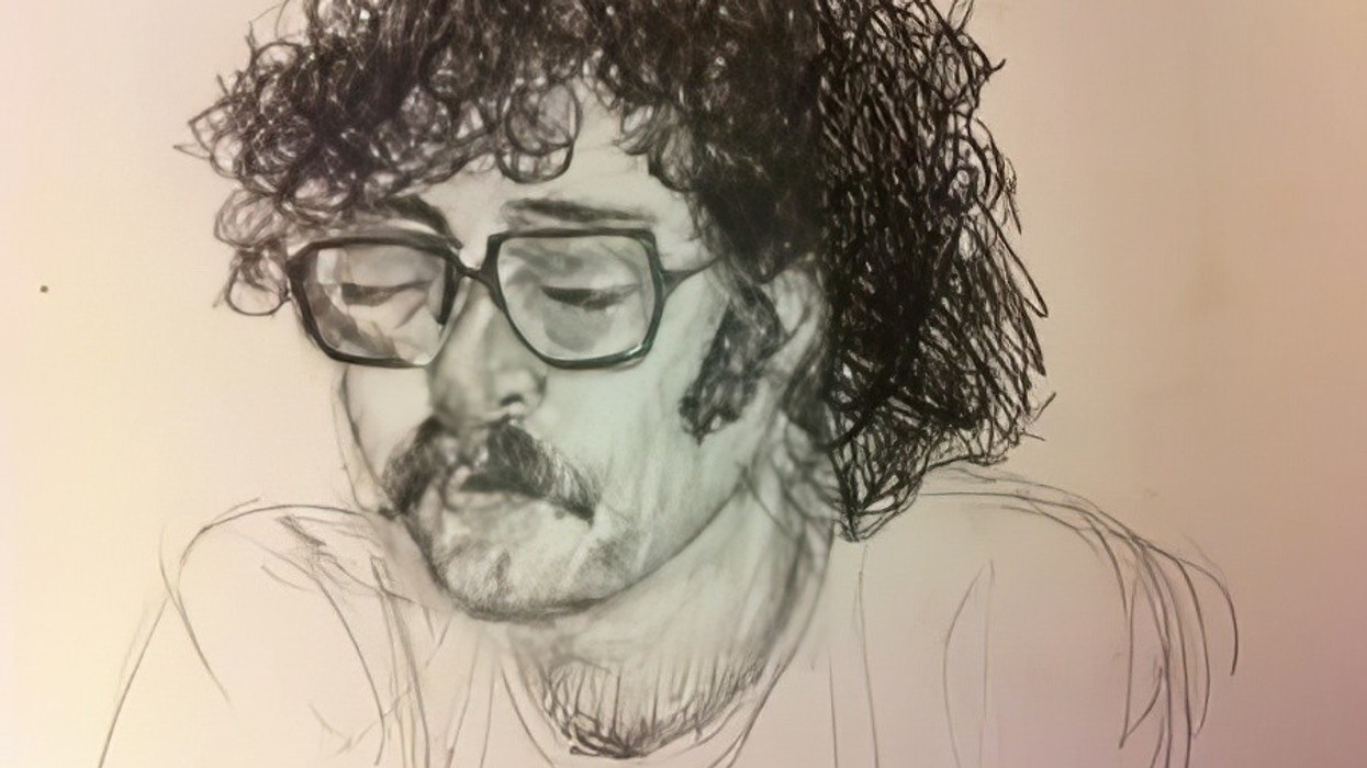 AJO MË DESHI PËR SHKAK TË POEZISË