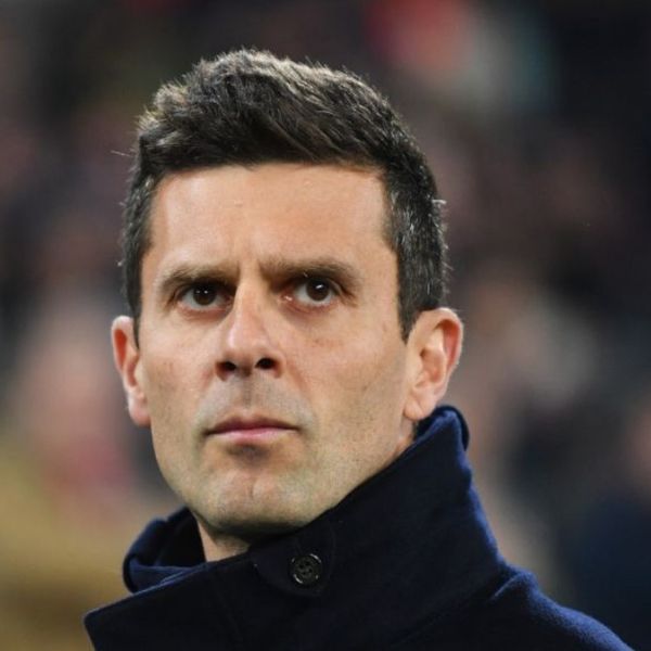 Thiago Motta afër rikthimit te Bologna, Juventusi do të përfitojë financiarisht Thiago Motta afër rikthimit te Bologna, Juventusi do të përfitojë financiarisht